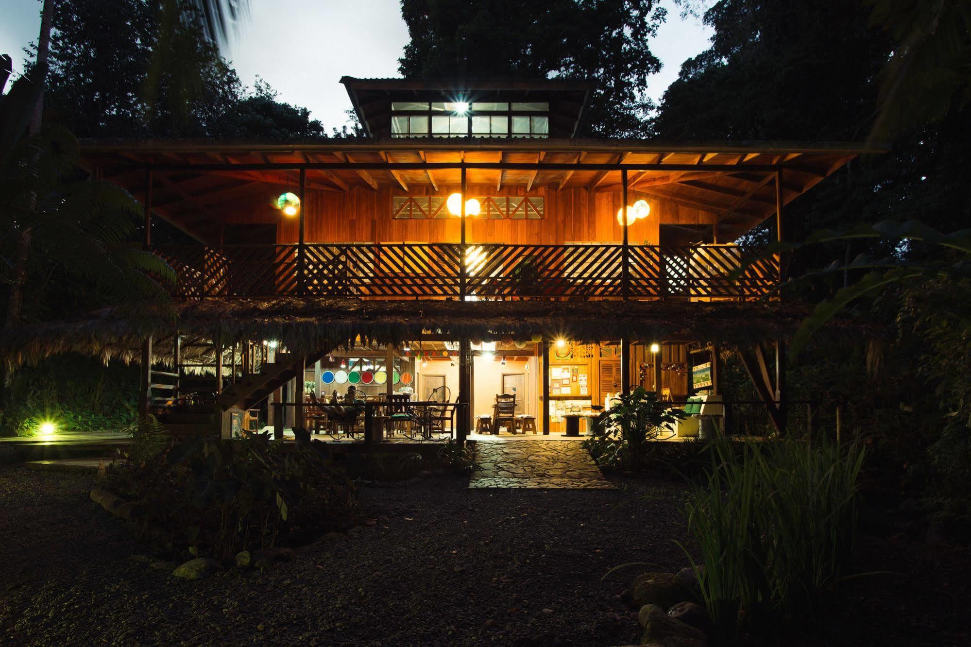 La Kukula Lodge Puerto Viejo de Talamanca Экстерьер фото